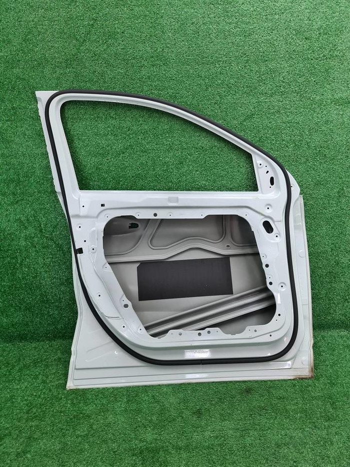 Дверь передняя левая Mercedes GLA H247 (2020-н.в.)