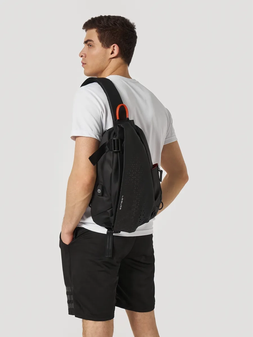 Рюкзак маленький городской с зарядкой с одной лямкой