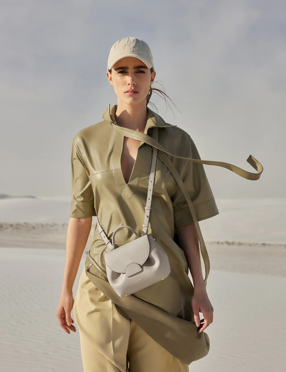 Сумка Polene Numéro Un Nano Edition Textured "Chalk"