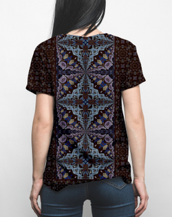 Футболка "Вокруг линии", по мотивам картины Кандинского "Вокруг линии"