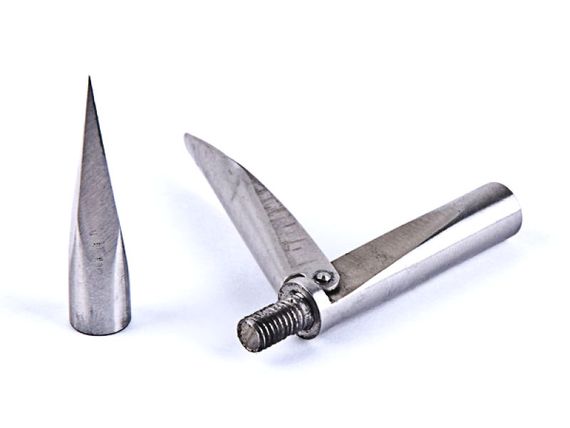 Наконечник Sargan Зубарь четырехгранный 1 лепесток со скручивающейся насадкой