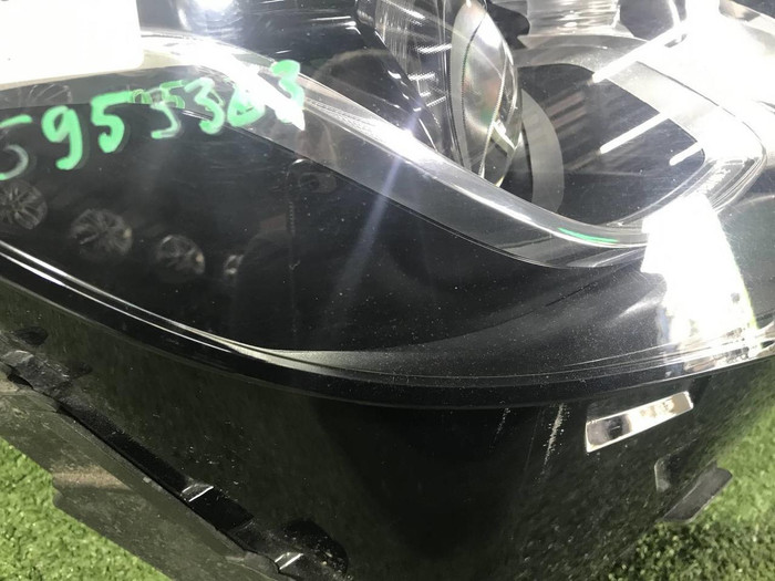 Фара правая Mercedes GLC X253 (2015-2019) LED