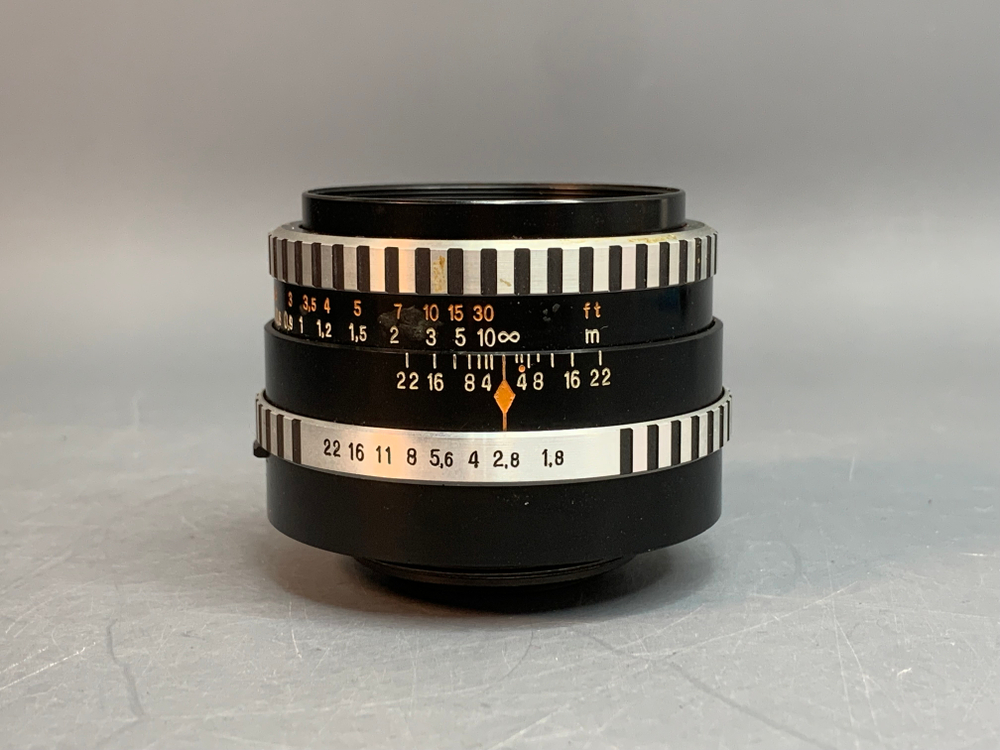 Praktica L + Pancolar 1.8/50mm
