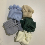 Пинетки вязаные на завязках с помпончиками