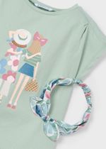 футболка с повязкой на голову