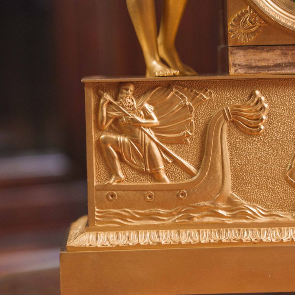 Кабинетные часы в стиле Ампир