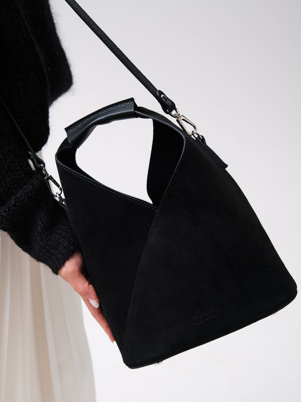 Замшевая сумка Rebecca DBR 31370 черный