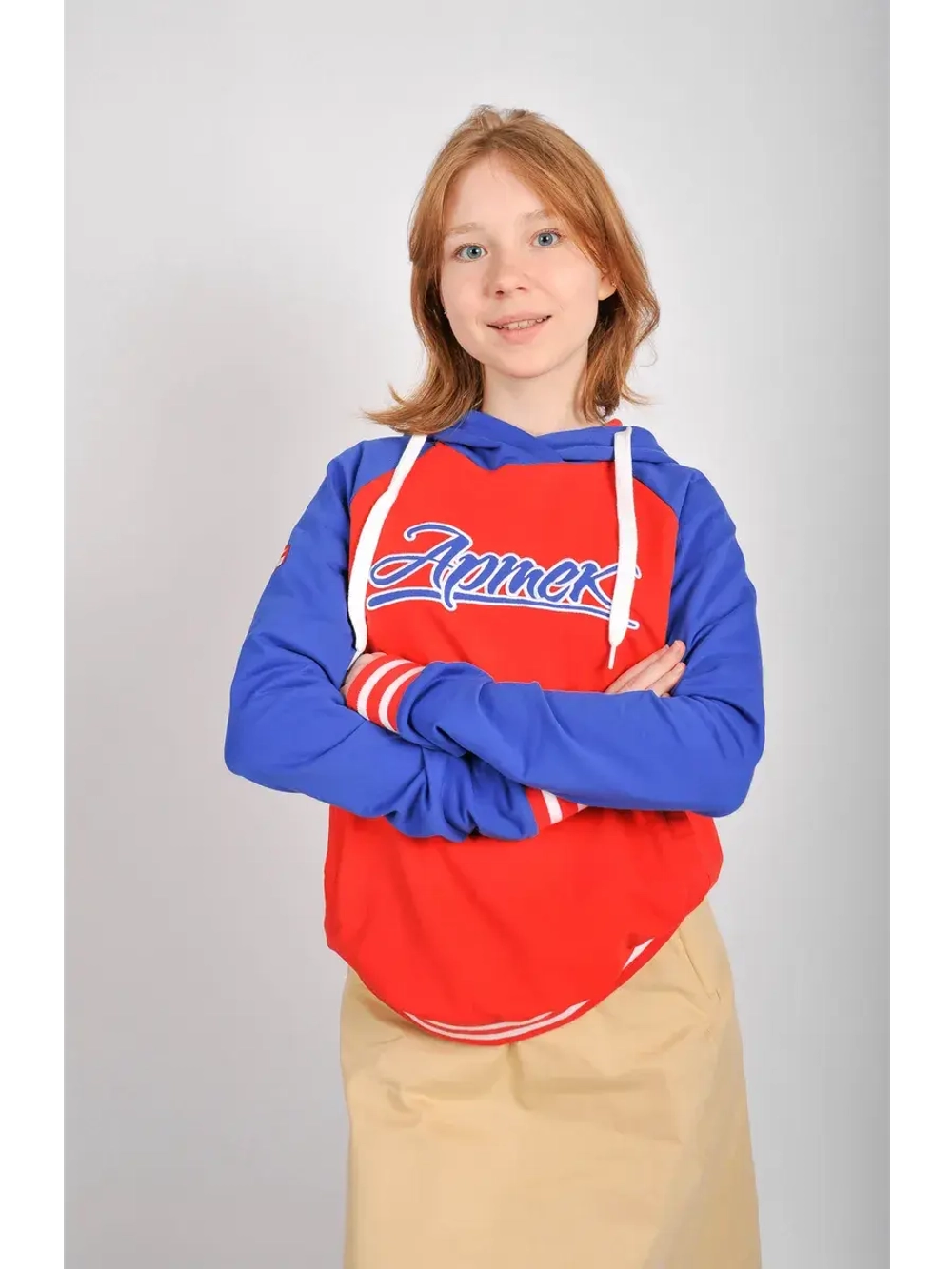 Толстовка с капюшоном