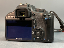 Canon EOS Rebel T2i Kit 18-55 мм 6770 кадров