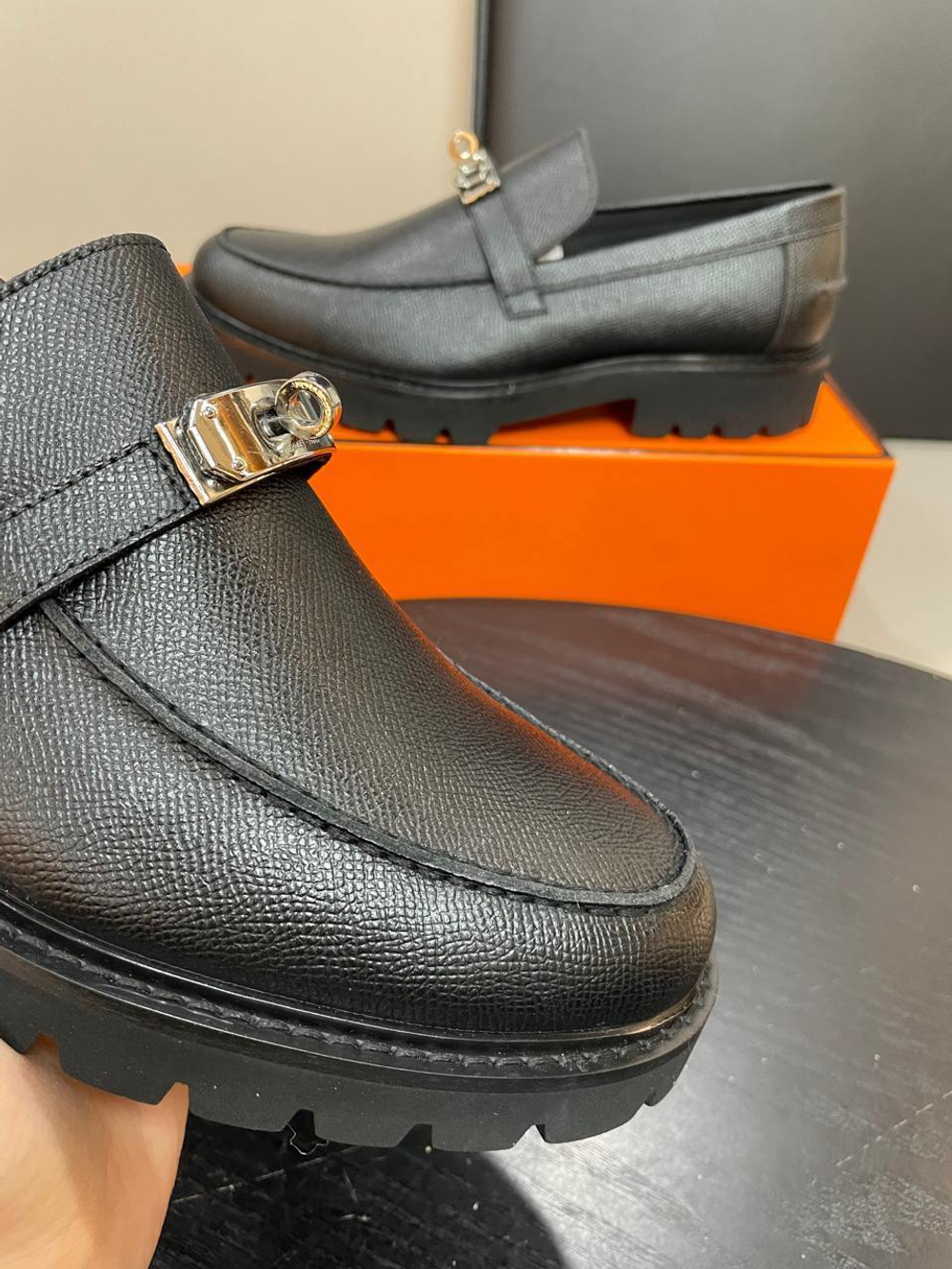 Лоферы Hermes