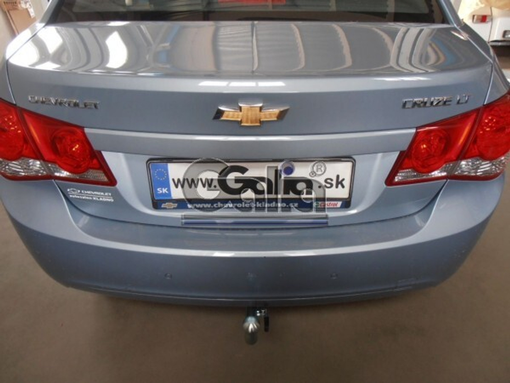 Фаркоп оцинкованный Galia C066C для Chevrolet Cruze седан/хетчбек 2009-2016(паспорт и сертификат в комплекте)(без электрики)