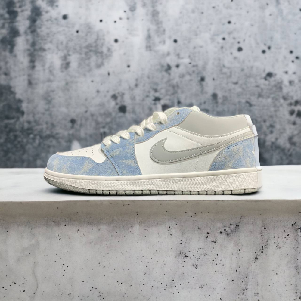 Nike Air Jordan 1 Low • Sky Gray