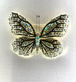 Брошь, брошка "Блестящая бабочка" со стразами
