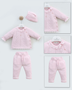 кофта с брюками и шапочкой