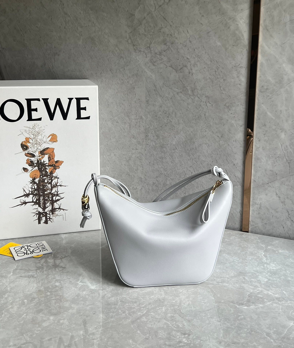 Loewe Mini Hammock Hobo 28 cm