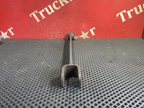 Стойка стабилизатора переднего