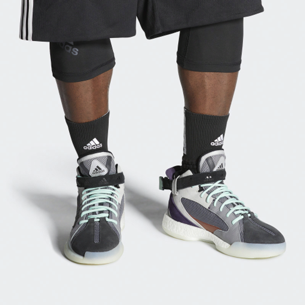 Кроссовки Adidas Posterize