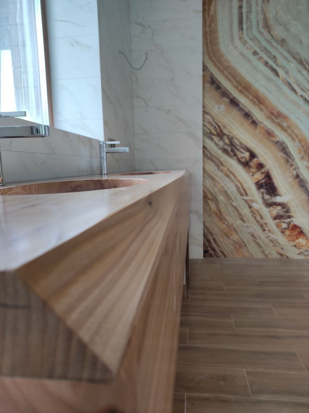 Тумба под раковину в ванную комнату