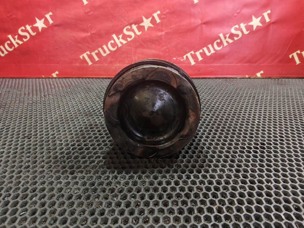 Поршень с шатуном