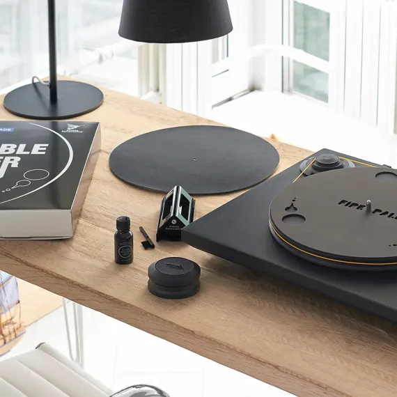 Analog Renaissance Turntable Designer Box Black