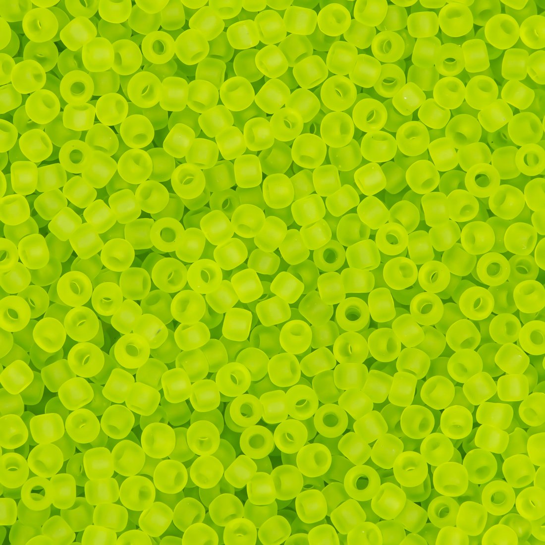 Японский бисер TOHO Round 11/0 (№4F), прозрачный матовый