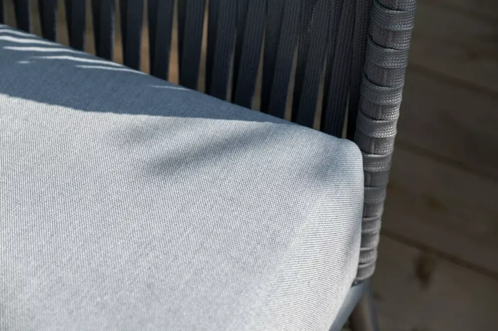 "Багамы" диван 3-местный плетеный из роупа, каркас алюминий темно-серый (RAL7024) муар, роуп серый 15мм, ткань светло-серая