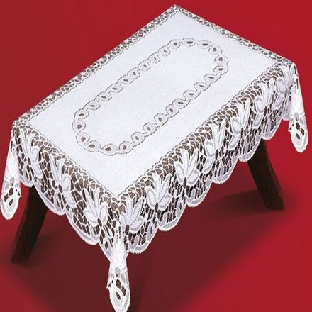 Скатерть жаккардовая прямоугольная, цвет белоснежный, Польша.