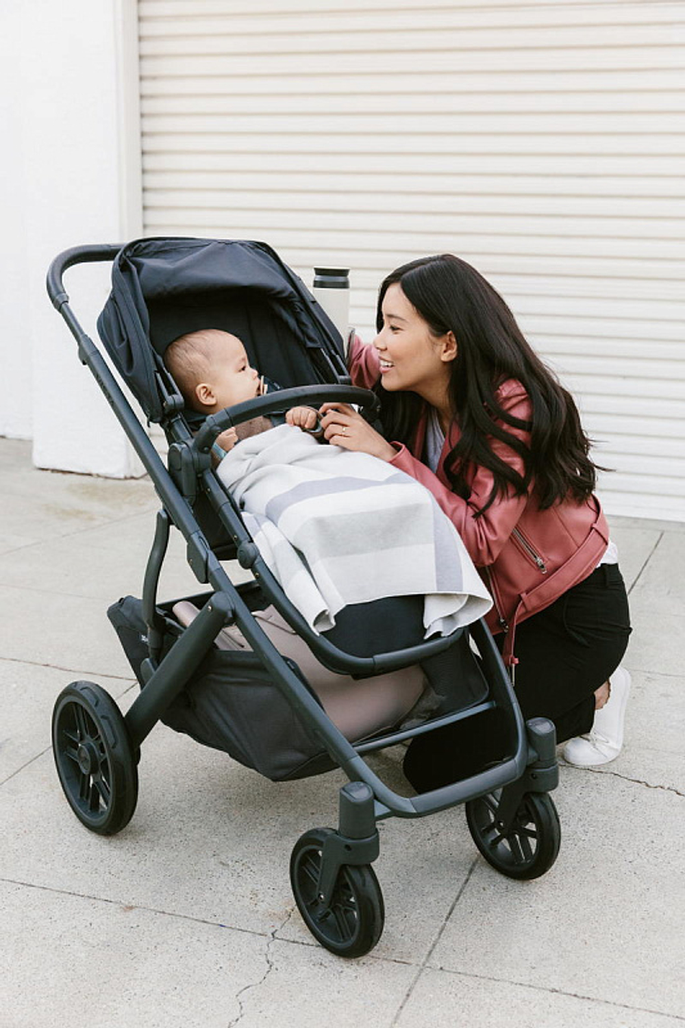 Детская коляска UPPAbaby Vista V2 2 в 1 JAKE
