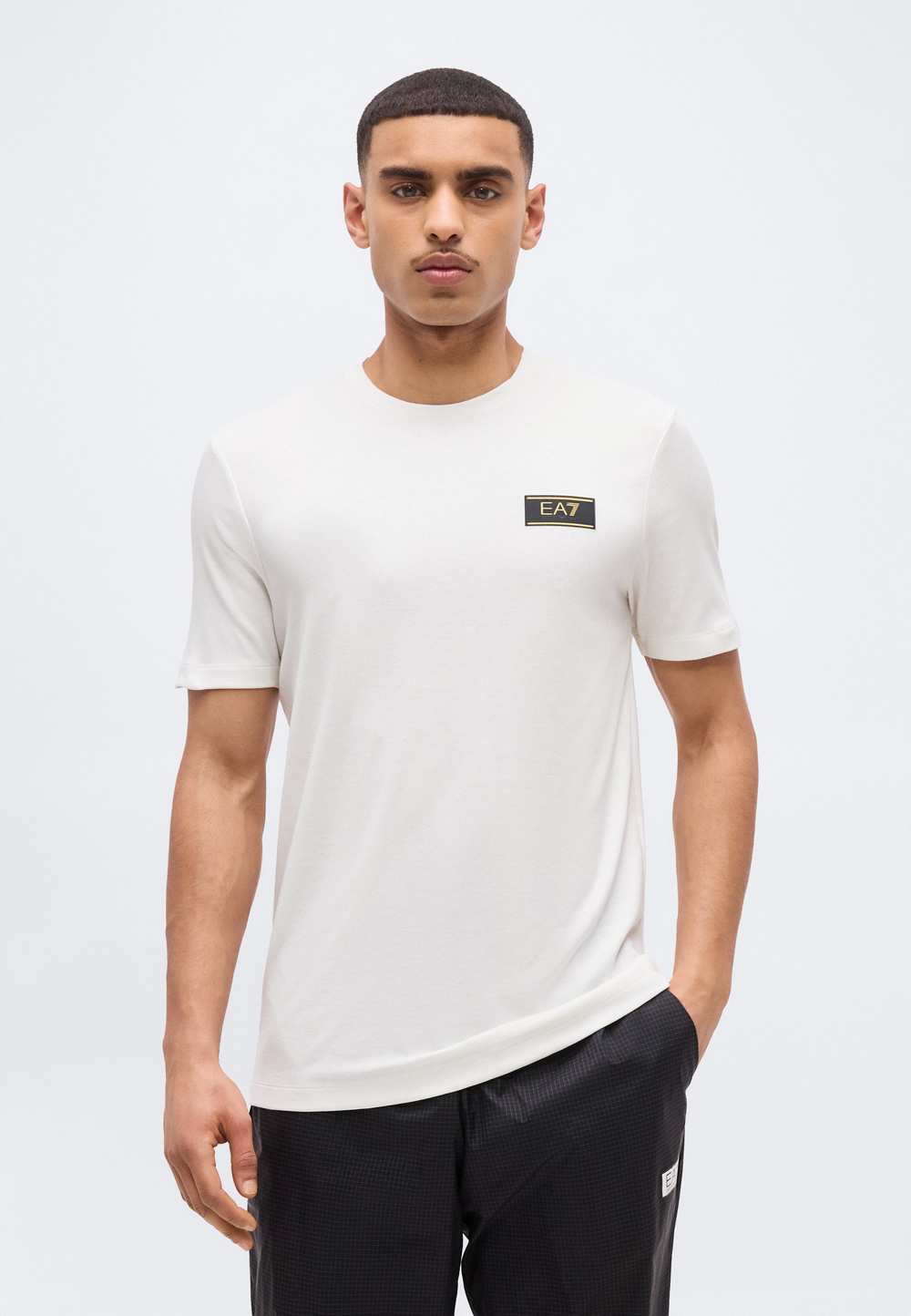 EA7 Emporio Armani TRAIN PREMIUM LABEL - Базовая футболка - сахарный напиток/молоко
