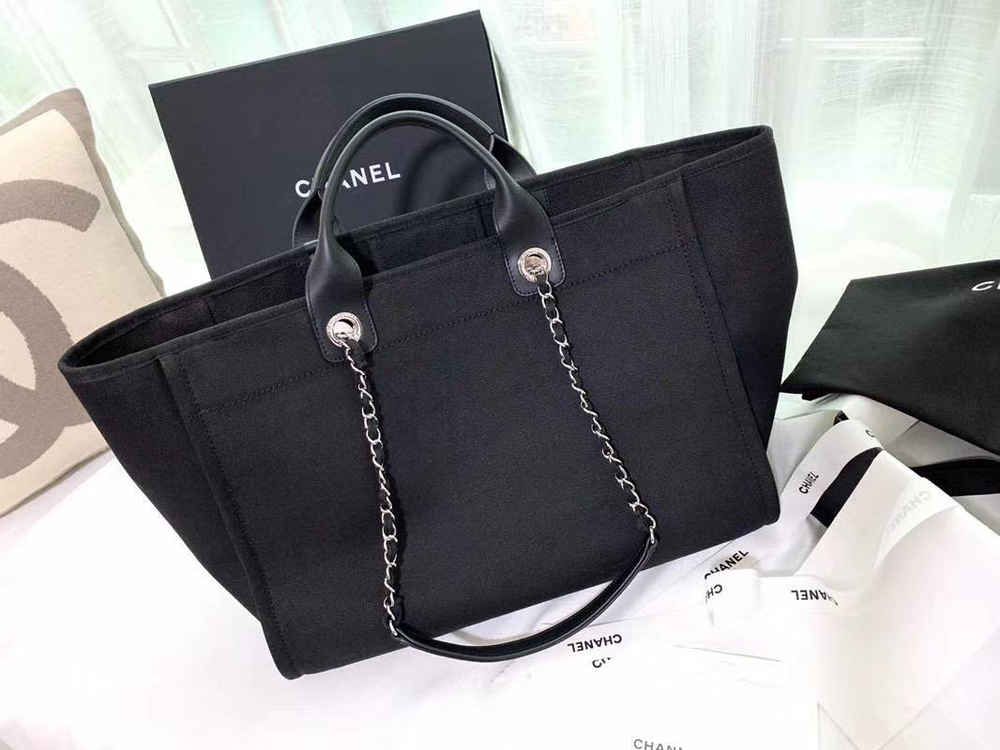 Chanel Shopping Bag