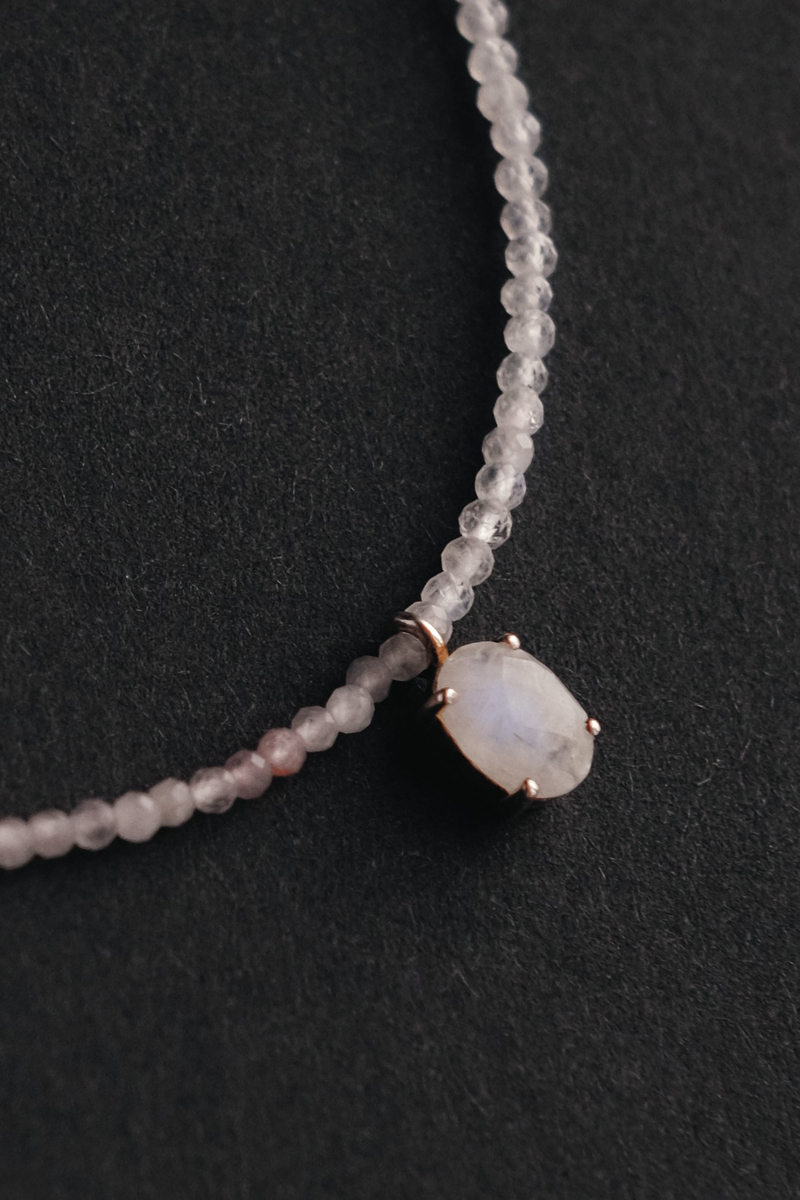 Чокер "Memo about Love" из розового кварца, с подвесом из розового кварца 35 см