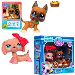 Игровой набор "Праздники" Рождественские Каникулы (2 фигурки: Немецкий дог и Такса)