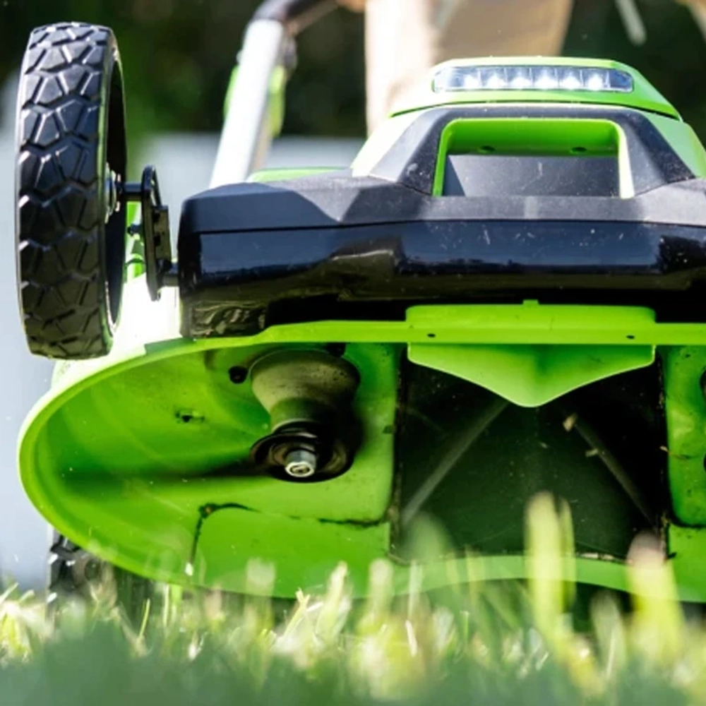 Аккумуляторная газонокосилка Greenworks GD60LM612K4 60В (2 x 4 Ач, ЗУ) нож 61 см, 2519107U2B