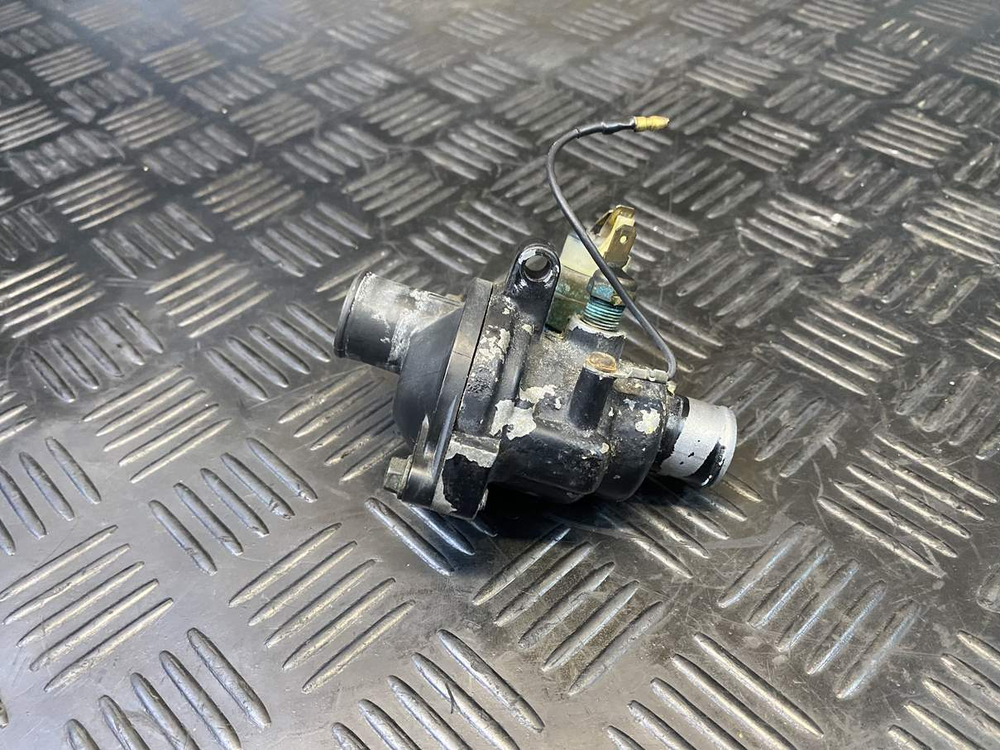 Блок термостата Yamaha TDM850 RN03J (с датчиками) 053987