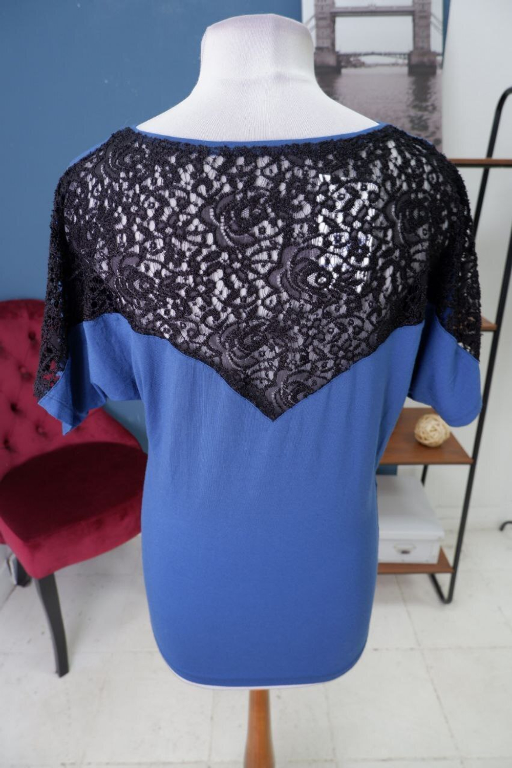 Джемпер синий с сеткой 46-48 размер