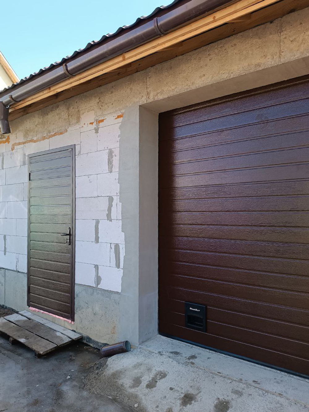 Гаражная дверь DoorHan "Ультра"