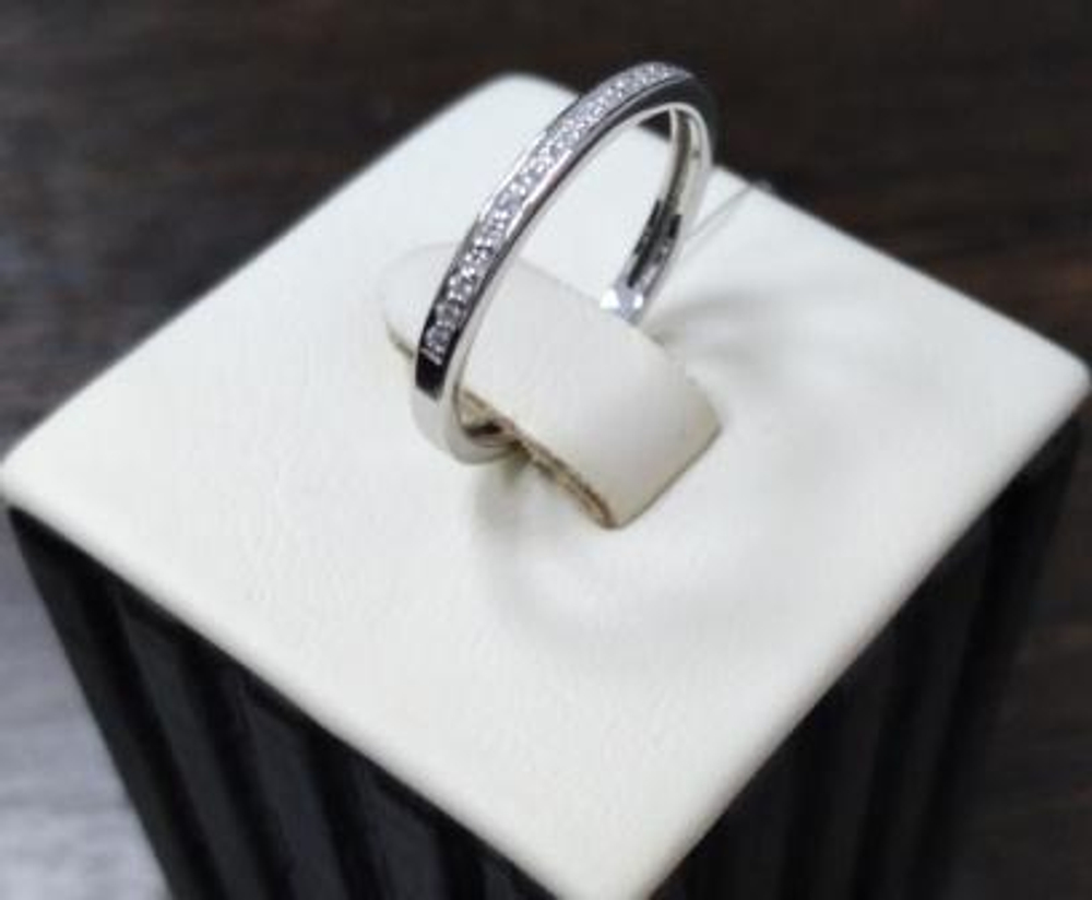 Кольцо из золота с бриллиантами