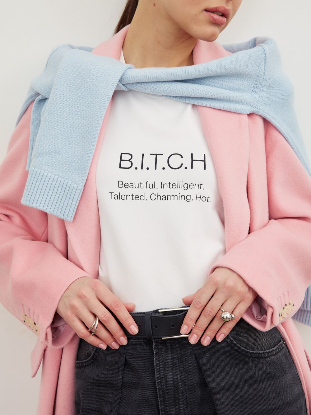 PERFECT JEANS С ЗАЩИПАМИ GRAPHITE