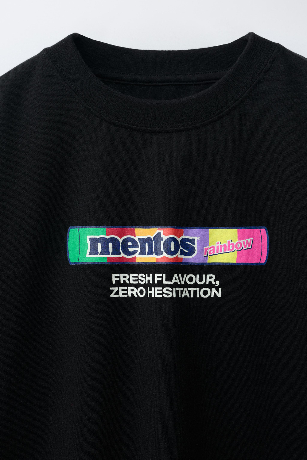 ZARА ФУТБОЛКА MENTOS ©, ЧЕРНЫЙ
