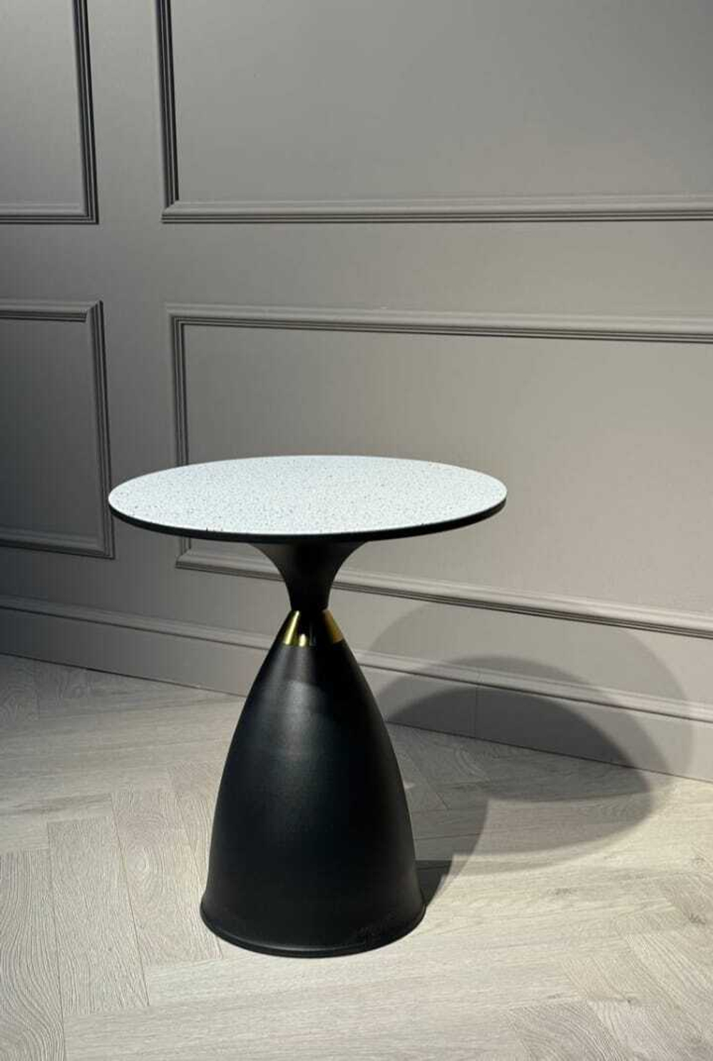 Стол журнальный Ist Casa Бонс, 51x56 см, белый, черный