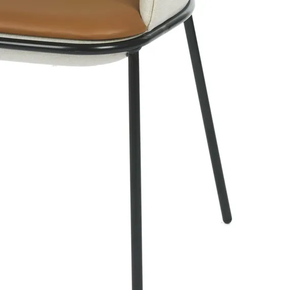 Стул Embrace с подлокотниками