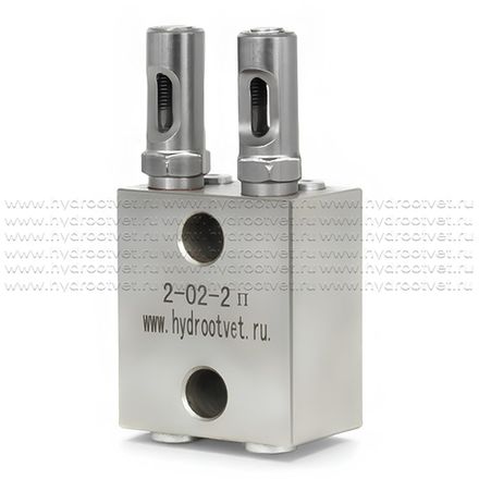 2-02-2П - Питатель модульного исполнения для двухлинейных смазочных систем с рабочим давлением 200 бар, количество выходов 2, максимальная доза на выход 2 мл/цикл, с регулятором и индикатором