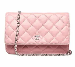 Сумка-кошелек Chanel Wallet On A Chain светло-розовый