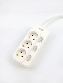 Сетевой фильтр на 3 универсальные вилки