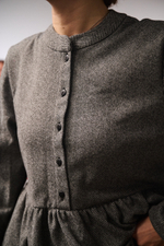 Платье оверсайз из смесовой ткани в елочку