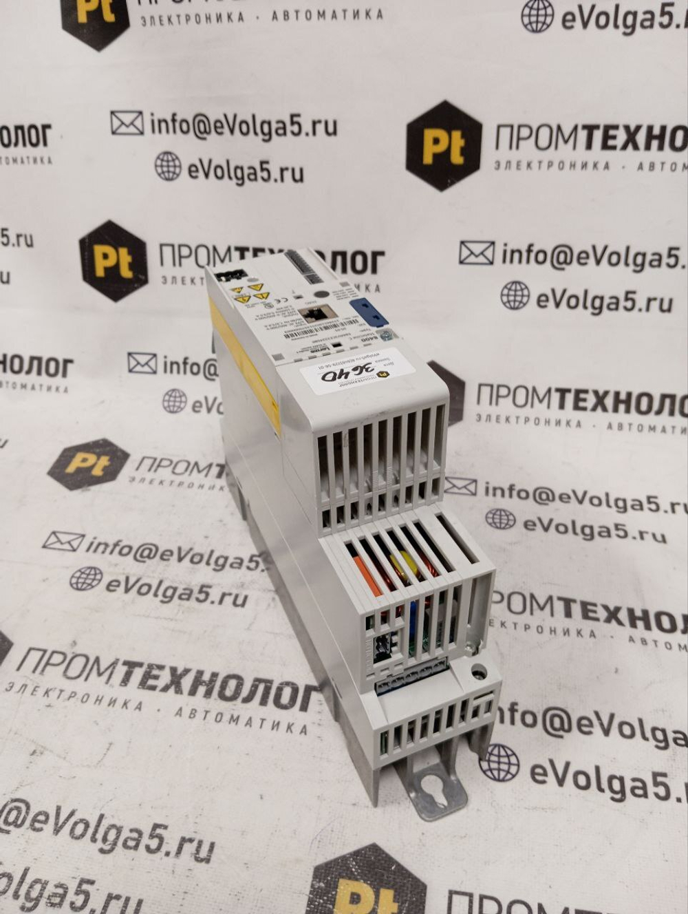 Lenze E84AVSCE2224SB0 с хранения