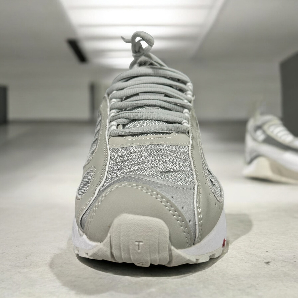 Nike Air Max Tailwind IV • Monochrome