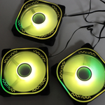 Комплект из 3 вентиляторов TESLA RGB120-XB3, 120мм, 1200rpm, Molex, черный-белый/RGB, 38CFM, 21дБ, антивибропрокладки, бесконечное зеркало, изменение скорости анимации подсветки (TSL-120-XB3)