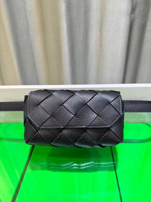 Нагрудная сумка Bottega Veneta