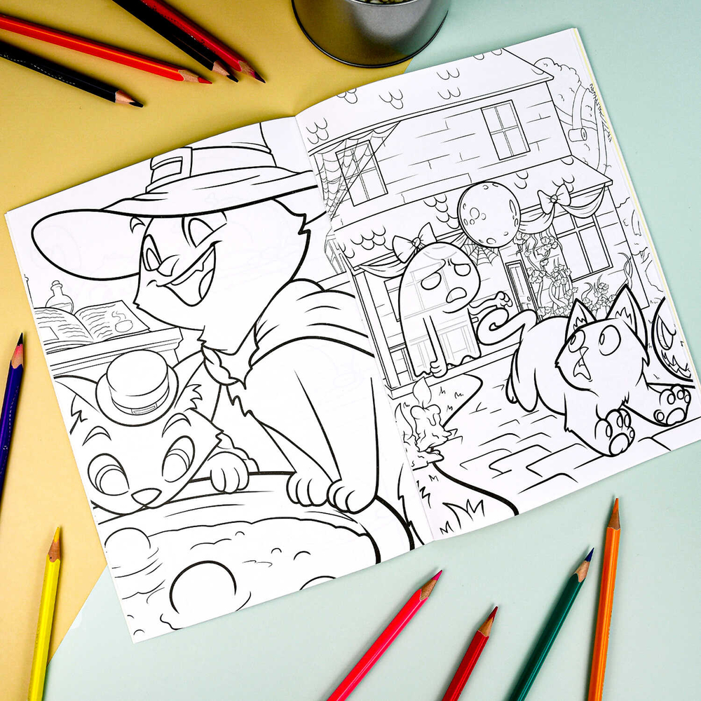 Книжка-раскраска для детей. Серия «Раскраски А5 с наклейками» КОТЫ